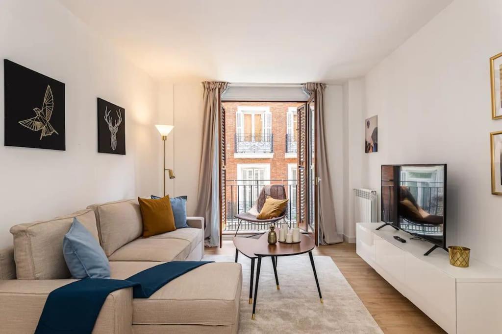 Nice Apartment Near Gran Via Val27 Мадрид Екстериор снимка